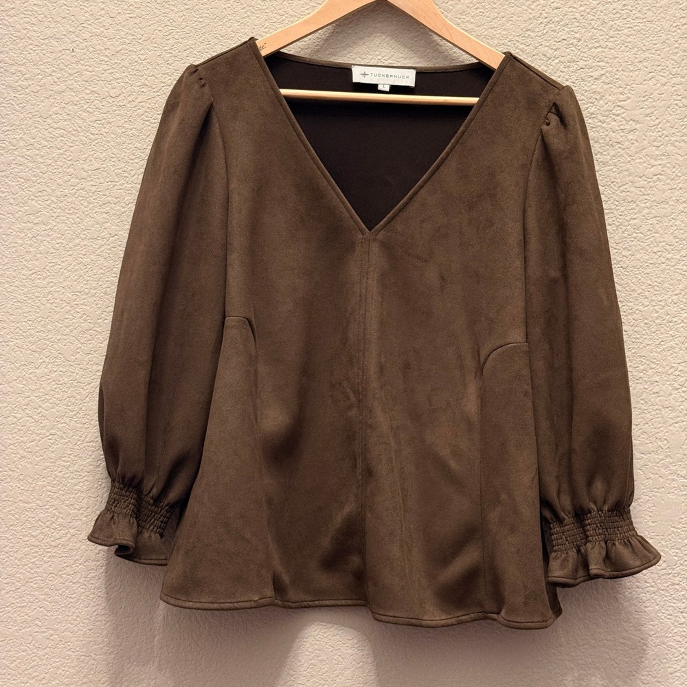Tuckernuck Easton Faux Suede Blouse Womens L Brown Puff Sleeve Smocked Cuffs